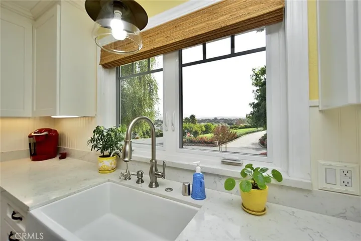 670 N Donald Drive, Hollister, California 95023