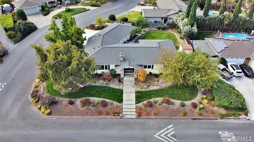 670 N Donald Drive, Hollister, California 95023
