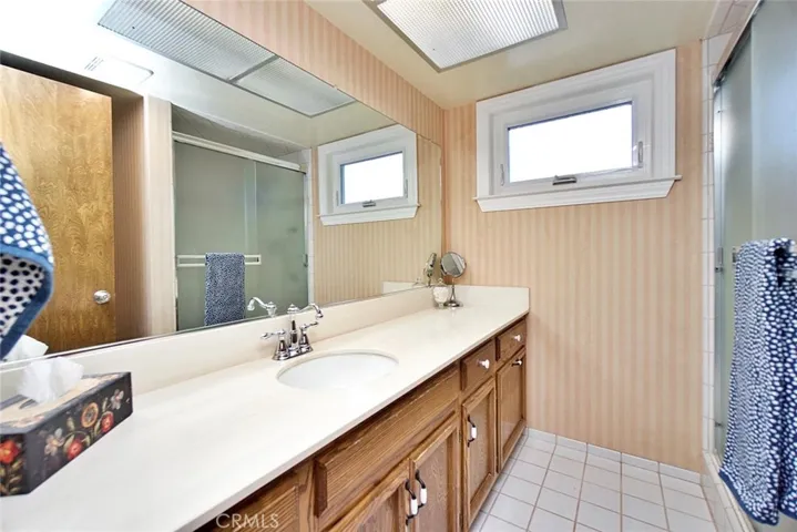 670 N Donald Drive, Hollister, California 95023