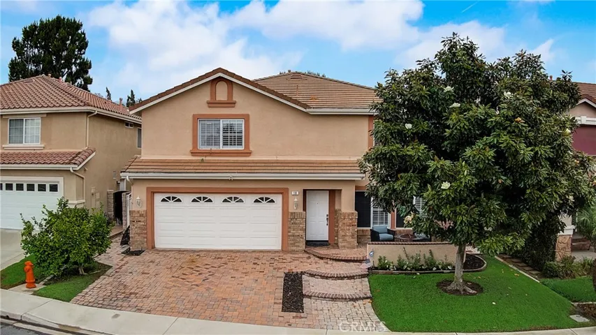 10 Hemingway Court, Trabuco Canyon, California 92679