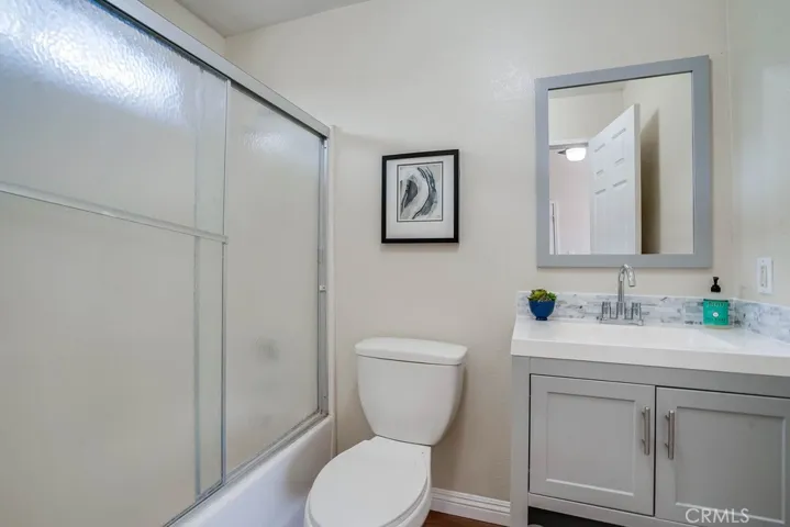 Back unit 2-nd bathroom