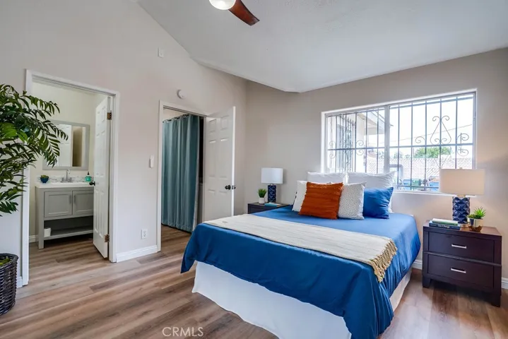 Back unit 2-nd bedroom
