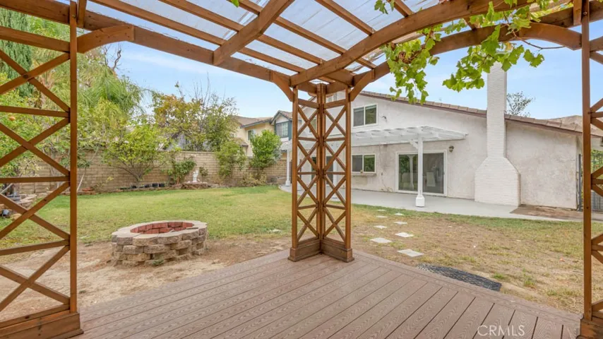 20526 Calhaven Drive, Saugus, California 91390