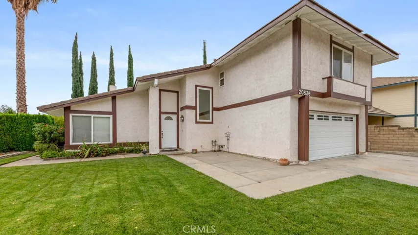 20526 Calhaven Drive, Saugus, California 91390