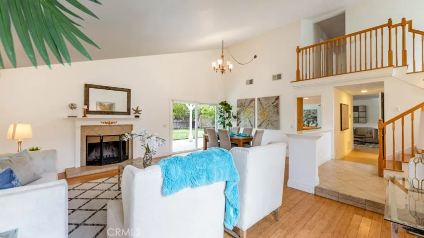 20526 Calhaven Drive, Saugus, California 91390