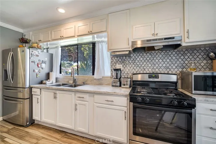 2108 N Locust Avenue, Compton, California 90221