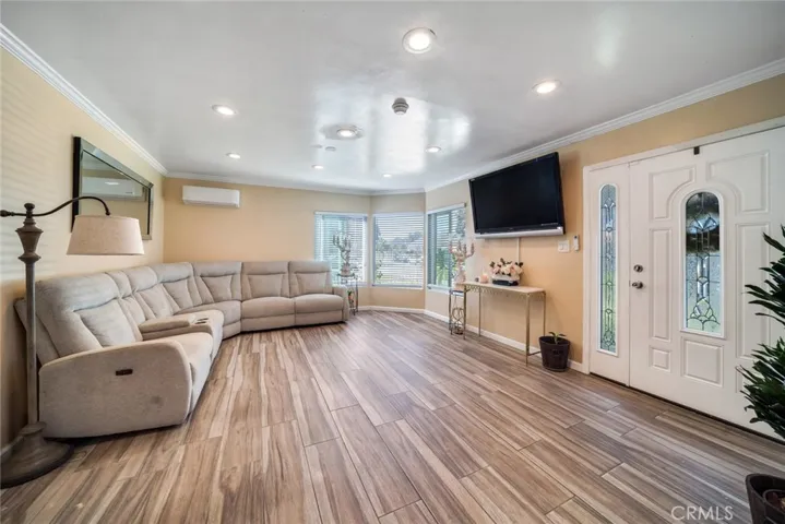 2108 N Locust Avenue, Compton, California 90221
