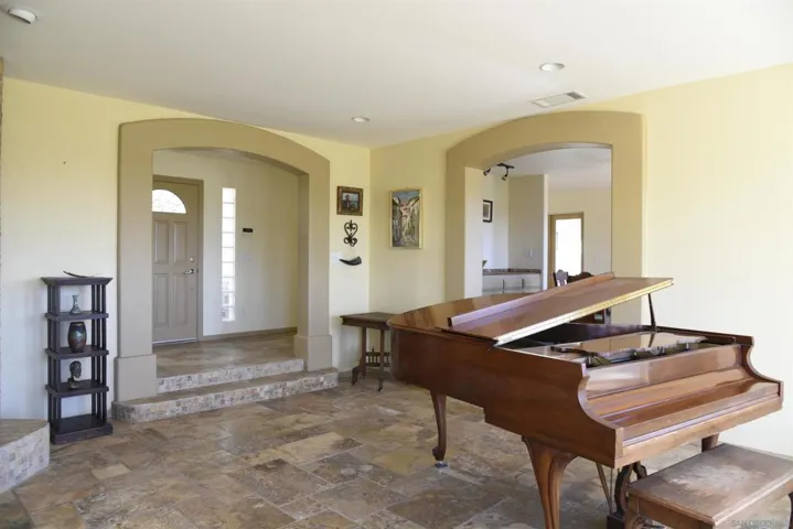 14089 Pauma Vista Drive, Valley Center, California 92082