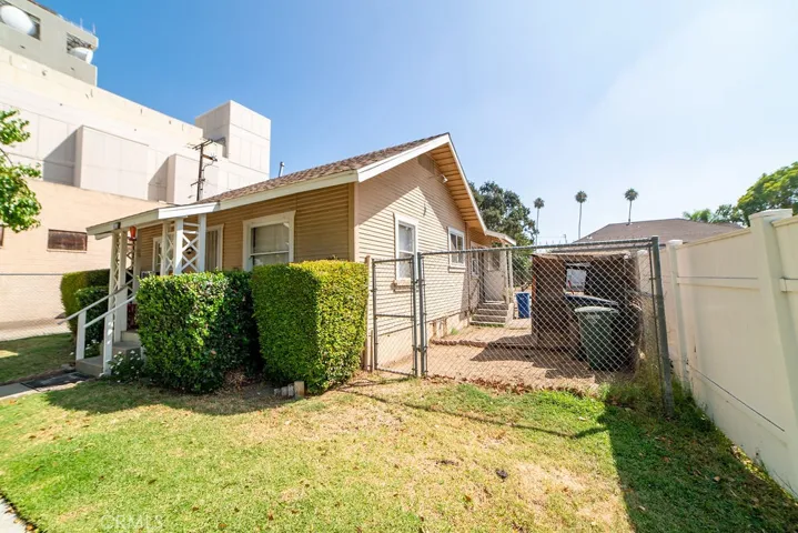 312 N Palm Avenue, Ontario, California 91762