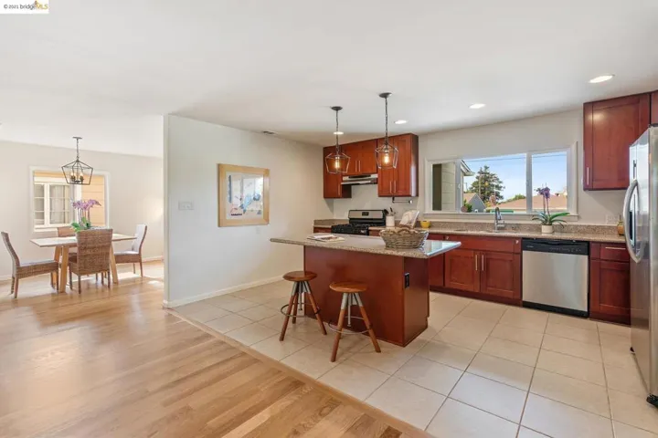 946 Richmond St, El Cerrito, California 94530