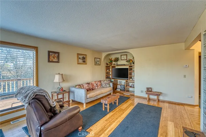 1586 Martin, Lakeport, California 95453