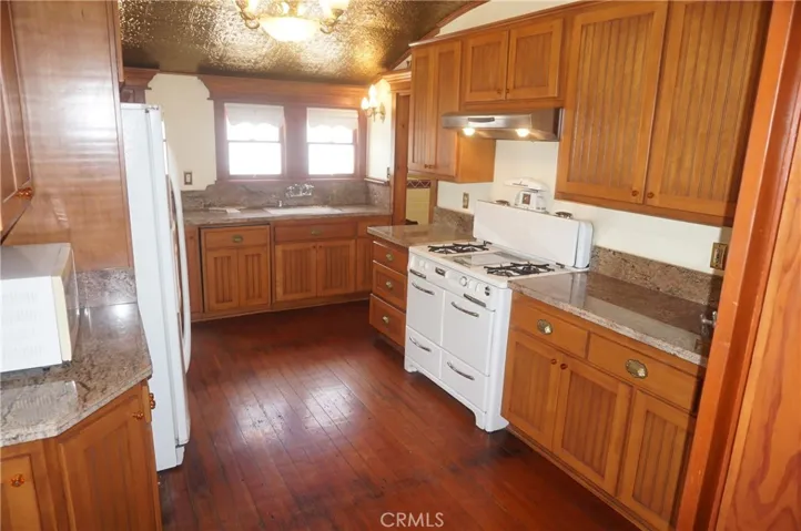 191 N Grand Street, Orange, California 92866