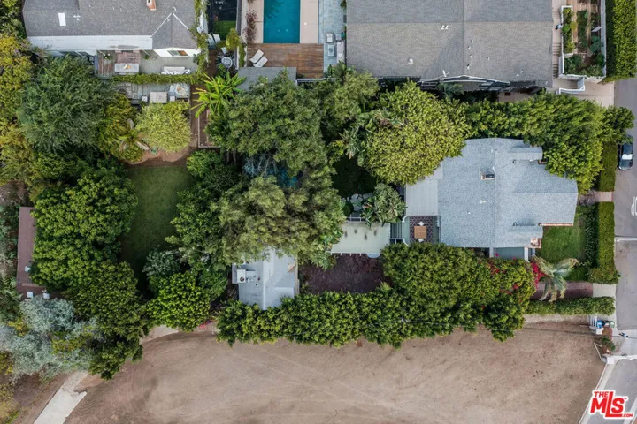 7529 Franklin Avenue, Los Angeles, California 90046