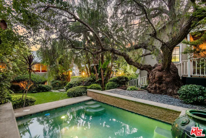 7529 Franklin Avenue, Los Angeles, California 90046