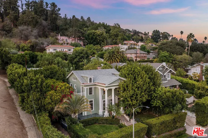 7529 Franklin Avenue, Los Angeles, California 90046