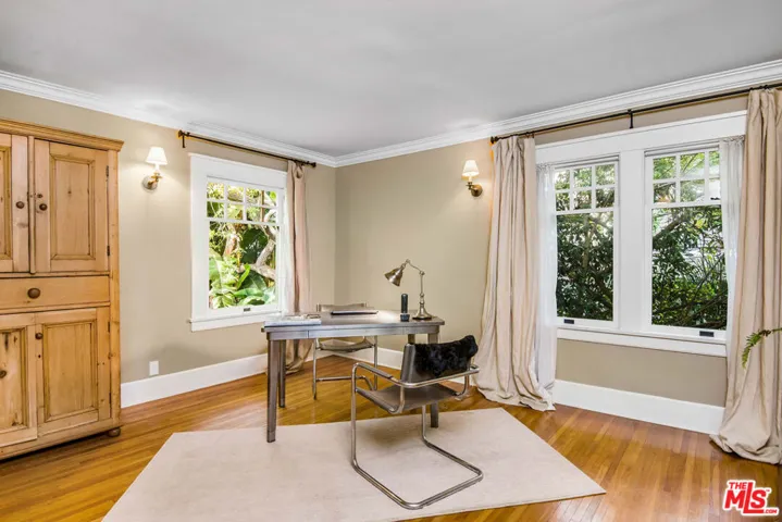 7529 Franklin Avenue, Los Angeles, California 90046