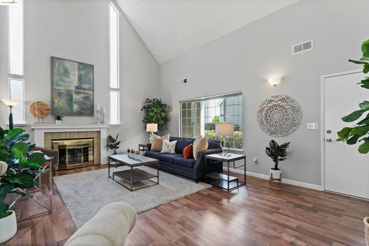 1600 Somerset Pl, Antioch, California 94509