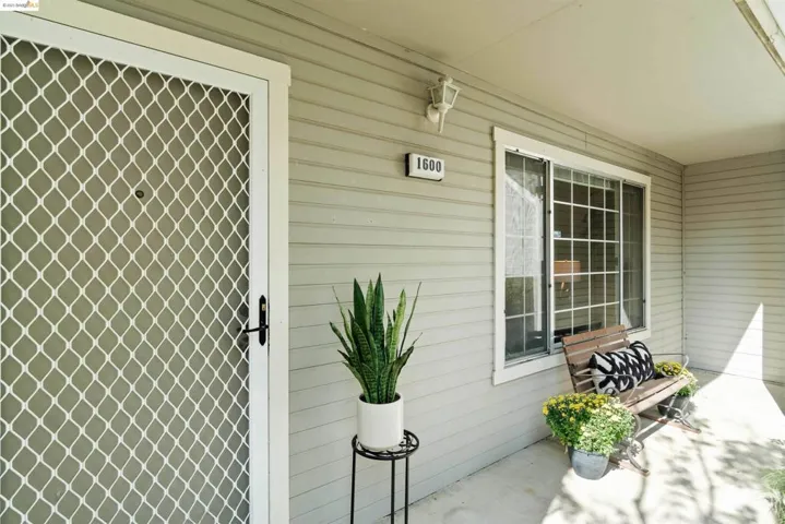 1600 Somerset Pl, Antioch, California 94509
