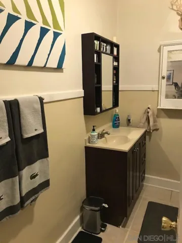 526 Anderson Pl., San Diego, California 92103