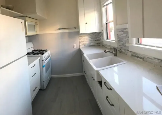 526 Anderson Pl., San Diego, California 92103