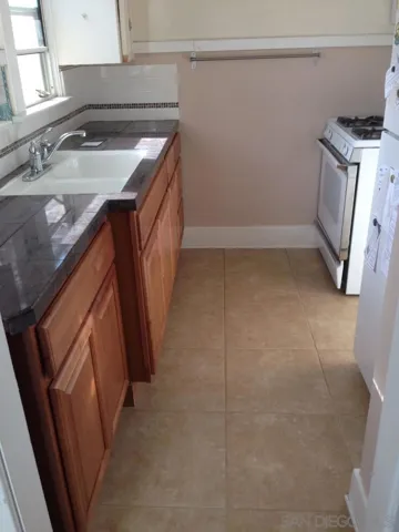 526 Anderson Pl., San Diego, California 92103
