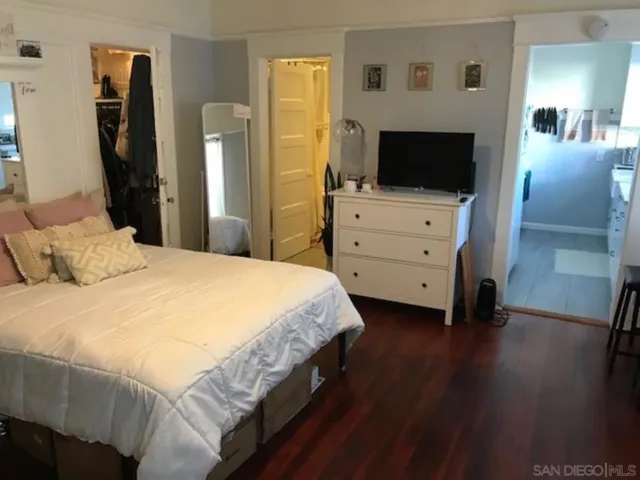 526 Anderson Pl., San Diego, California 92103