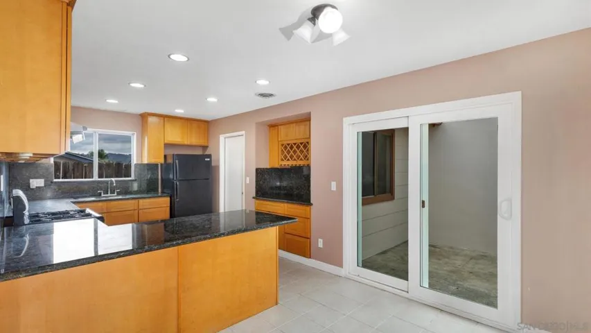 13237 Ridgedale Dr, Poway, California 92064