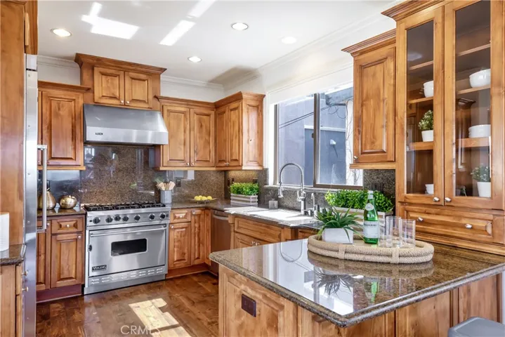 3612 Alma Avenue, Manhattan Beach, California 90266