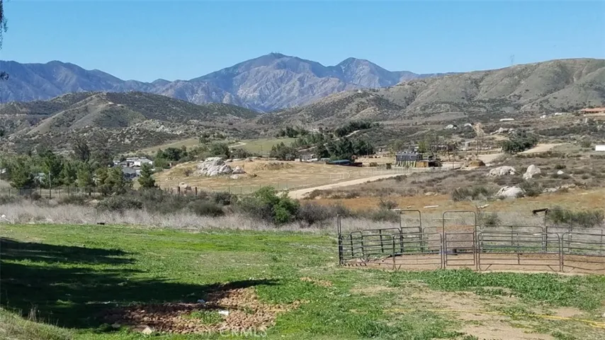 24275 Bienvenidos Road, Perris, California 92570