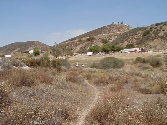 24275 Bienvenidos Road, Perris, California 92570