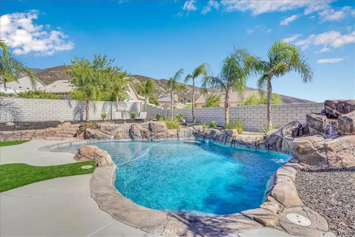 6821 N Zachary Court, San Bernardino, California 92407