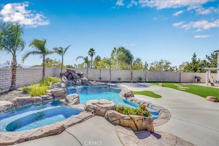 6821 N Zachary Court, San Bernardino, California 92407