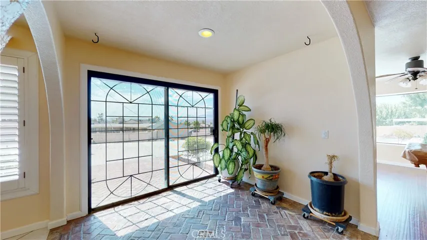 14631 Keota Road, Apple Valley, California 92307