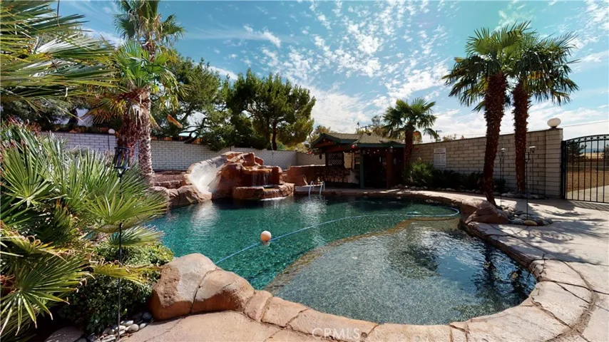 14631 Keota Road, Apple Valley, California 92307