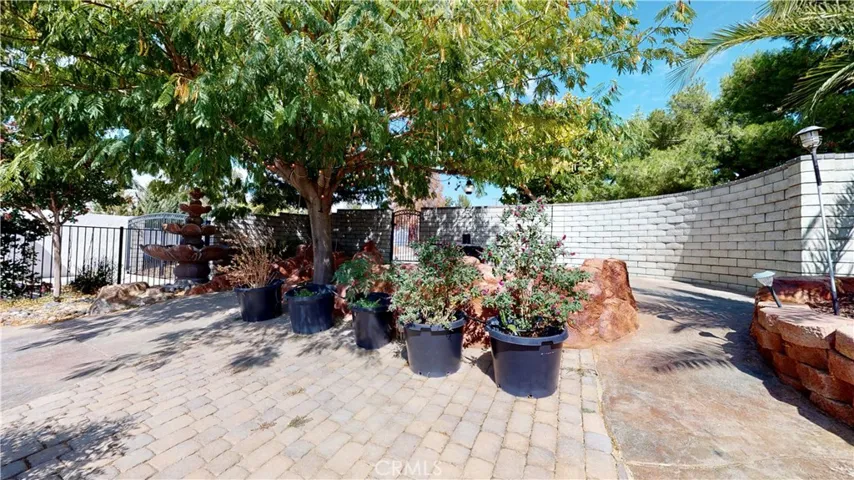 14631 Keota Road, Apple Valley, California 92307