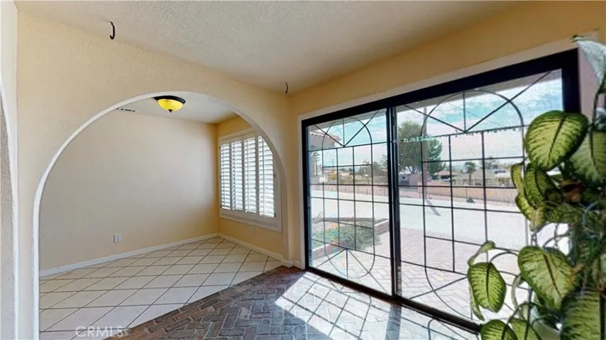 14631 Keota Road, Apple Valley, California 92307
