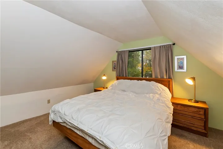 24922 Faulhorn Drive, Crestline, California 92325
