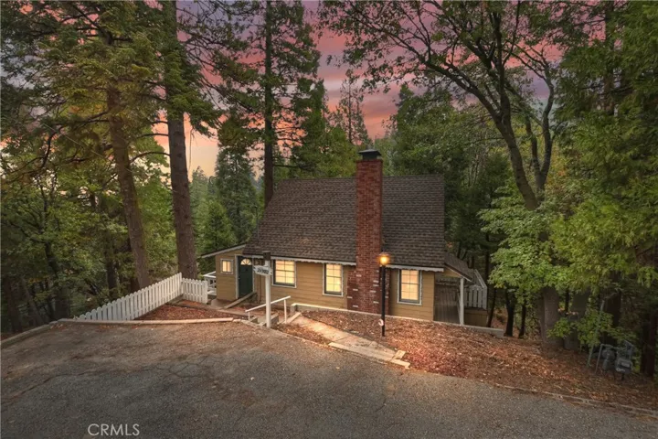 24922 Faulhorn Drive, Crestline, California 92325