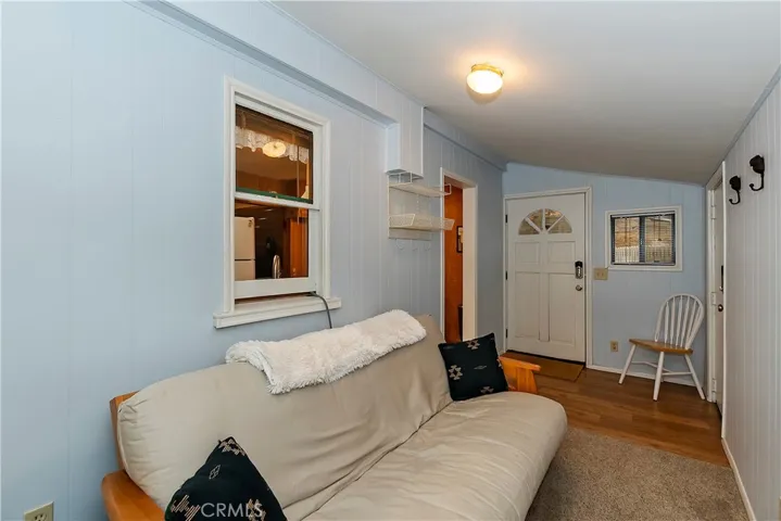24922 Faulhorn Drive, Crestline, California 92325