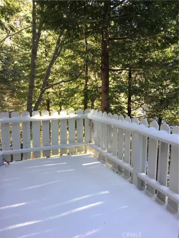 24922 Faulhorn Drive, Crestline, California 92325