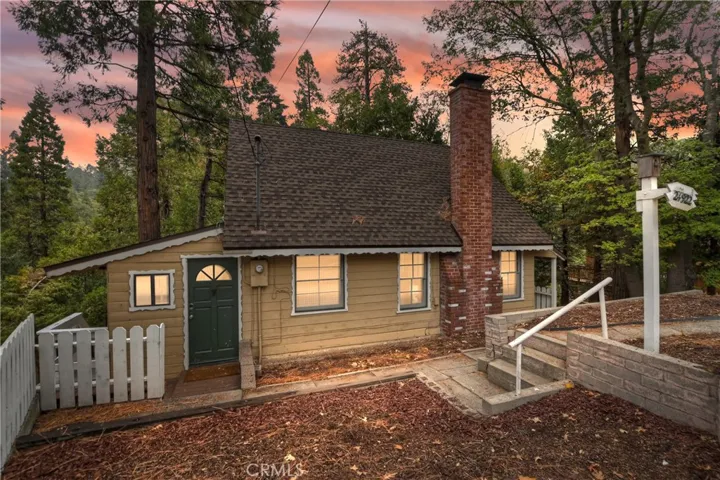 24922 Faulhorn Drive, Crestline, California 92325
