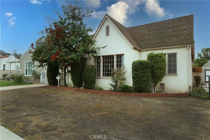 950 E Glenoaks Boulevard, Glendale, California 91207