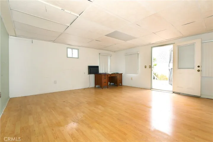 950 E Glenoaks Boulevard, Glendale, California 91207