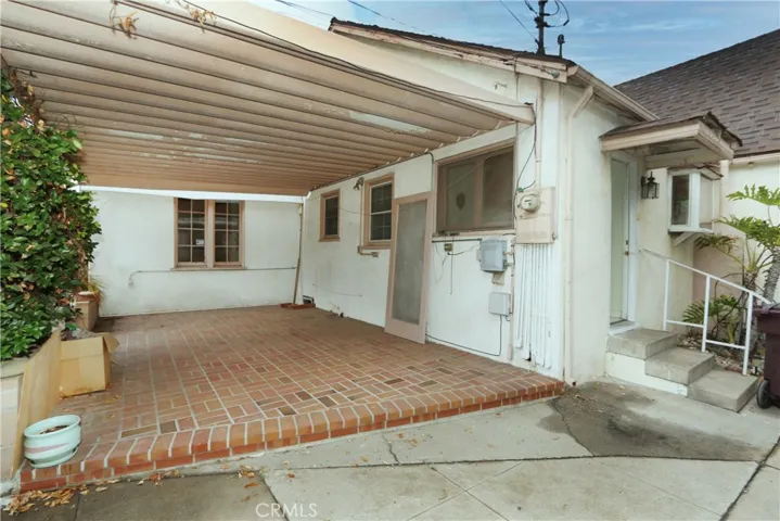 950 E Glenoaks Boulevard, Glendale, California 91207