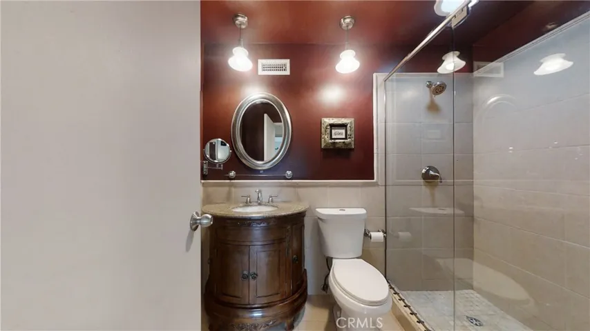 3141 Limerick Lane, Costa Mesa, California 92626