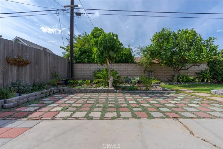 3141 Limerick Lane, Costa Mesa, California 92626