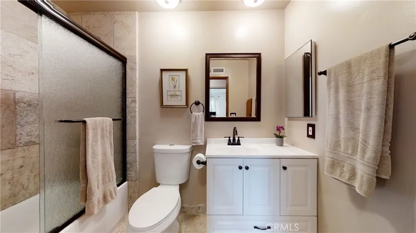 3141 Limerick Lane, Costa Mesa, California 92626