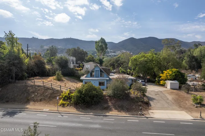 1500 Lynn Rd-web-28