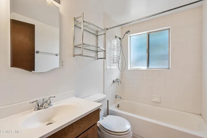 1500 Lynn Rd-web-11