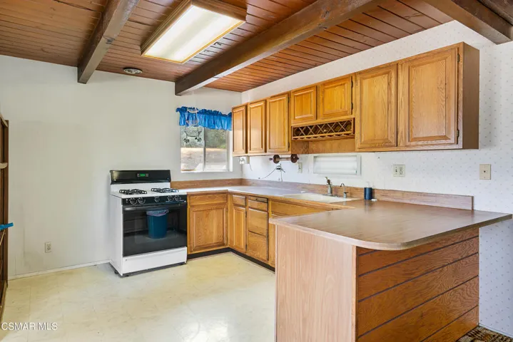 1500 Lynn Rd-web-6